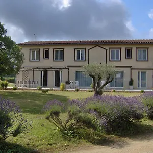 D'hotes Les Lavandes Bed & Breakfast